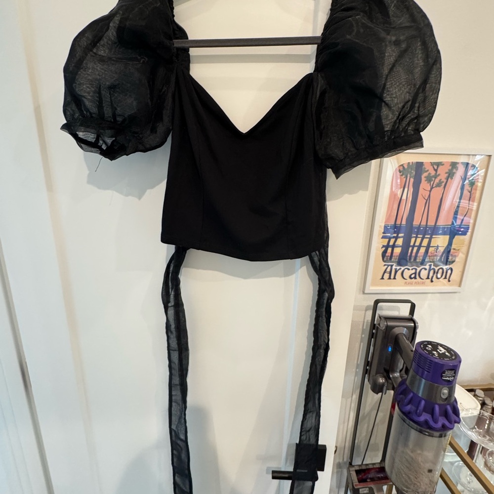 Elegant Black Puff Sleeve Top